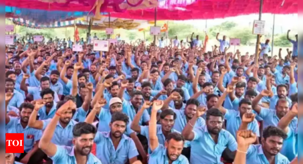 Samsung seeks Tamil Nadu government help for workers' safety - The Times of India