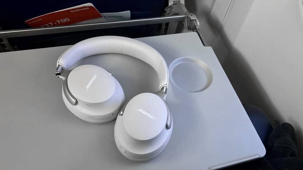 The best noise-cancelling headphones for flying make air travel suck a little less