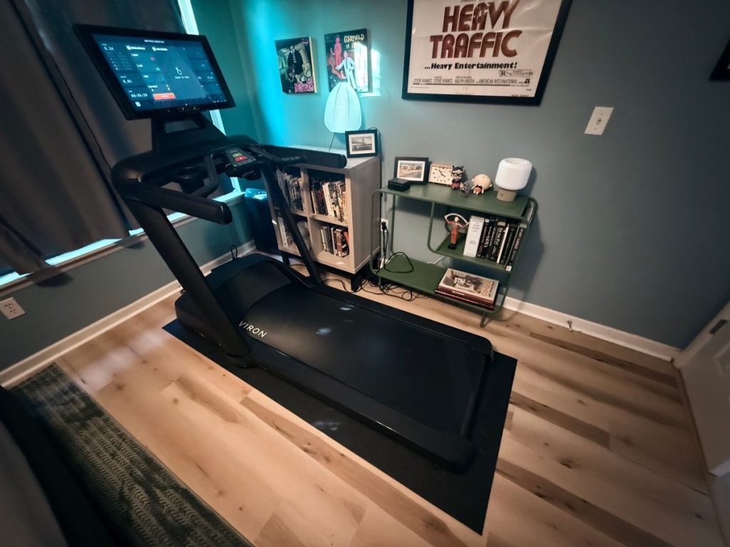 Aviron’s $2,499 gamified treadmill will keep you on your toes | TechCrunch