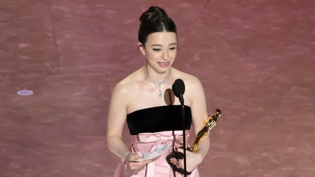 Watch Mikey Madison win the Oscar for Best Actress for 'Anora'